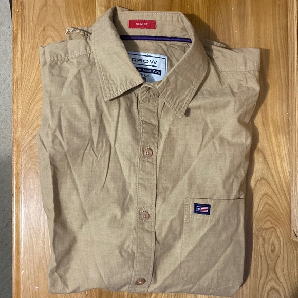 Arrow Other - ARROW made in USA 100% cotton men’s slim fit button down size: large